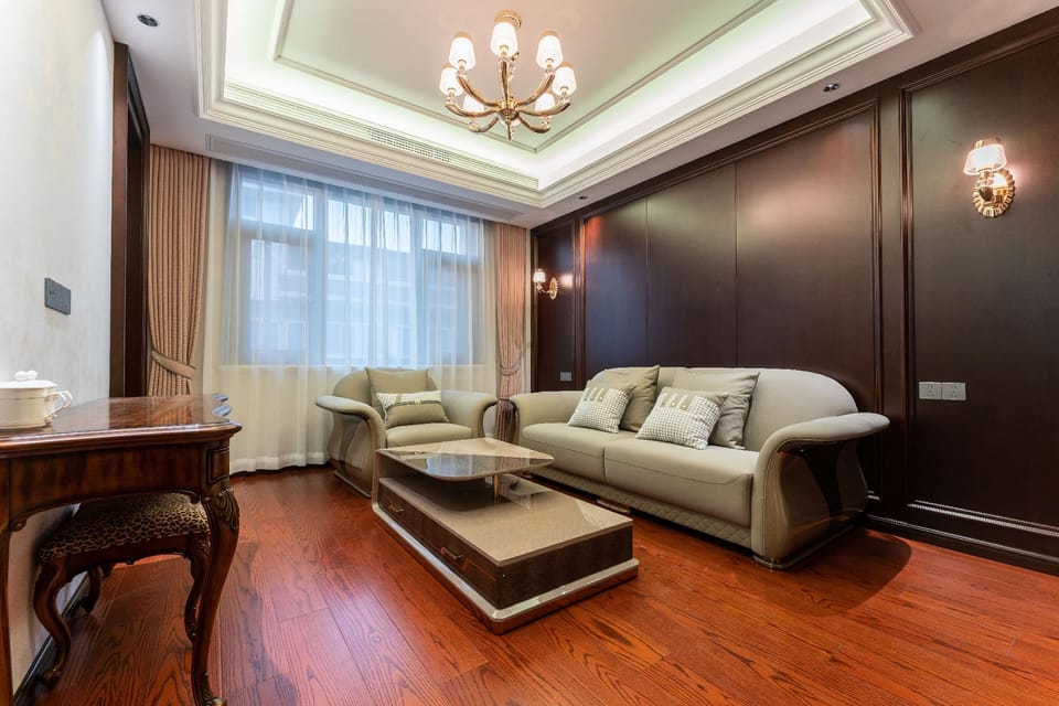 Floral Hotel · Hengdian Qingyan Hotel (Huaxia Cultural Park Store) Hotel in Zhejiang