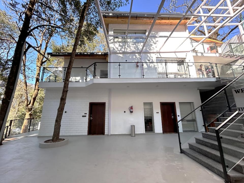 DLS Hotels Emerald Hotel in Uttarakhand