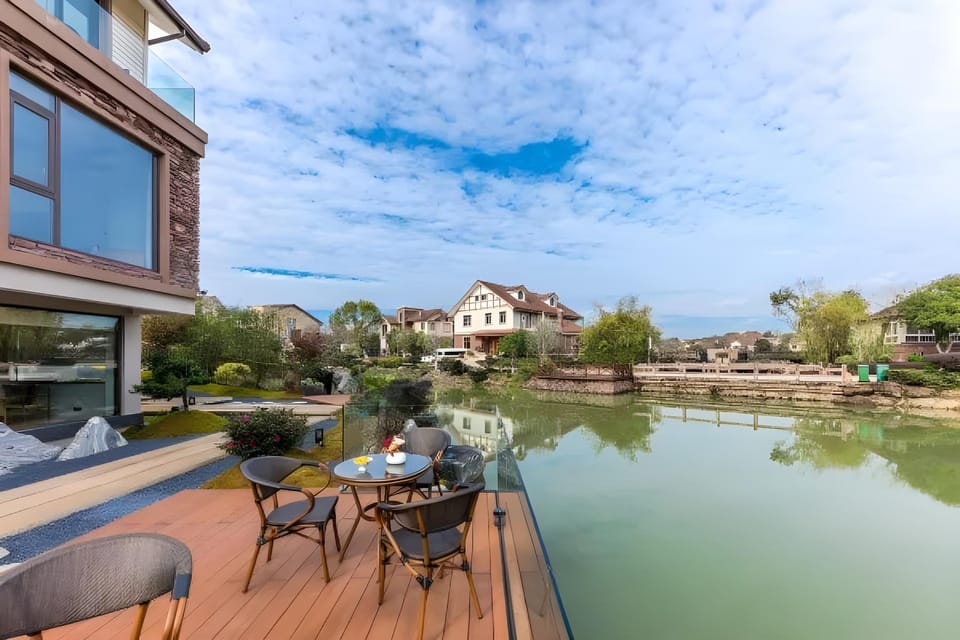 Floral Hotel·Moon Bay Hotel Hotel in Zhejiang