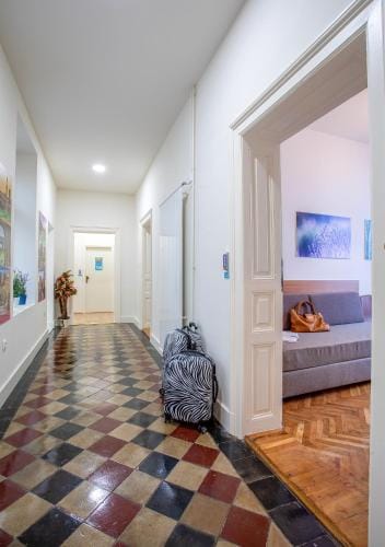 Booking En Suite Hotel in Belgrade