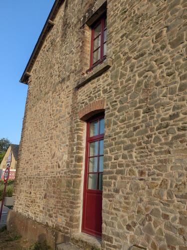 l'Eveil du Phoenix Hotel in Paimpont