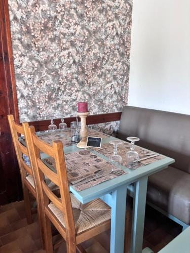 Auberge Les Bastides Inn in Auvergne-Rhône-Alpes