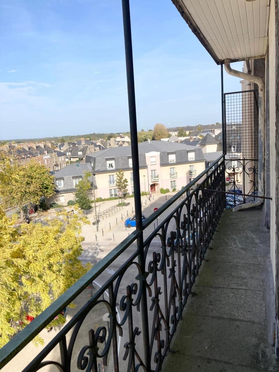 La Belle Consigne - Studio Dinan Centre Gare Hotel in Brittany