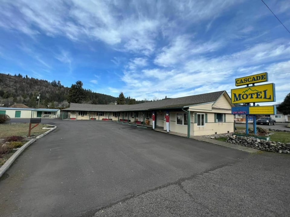 Cascade Motel Motel in Oregon