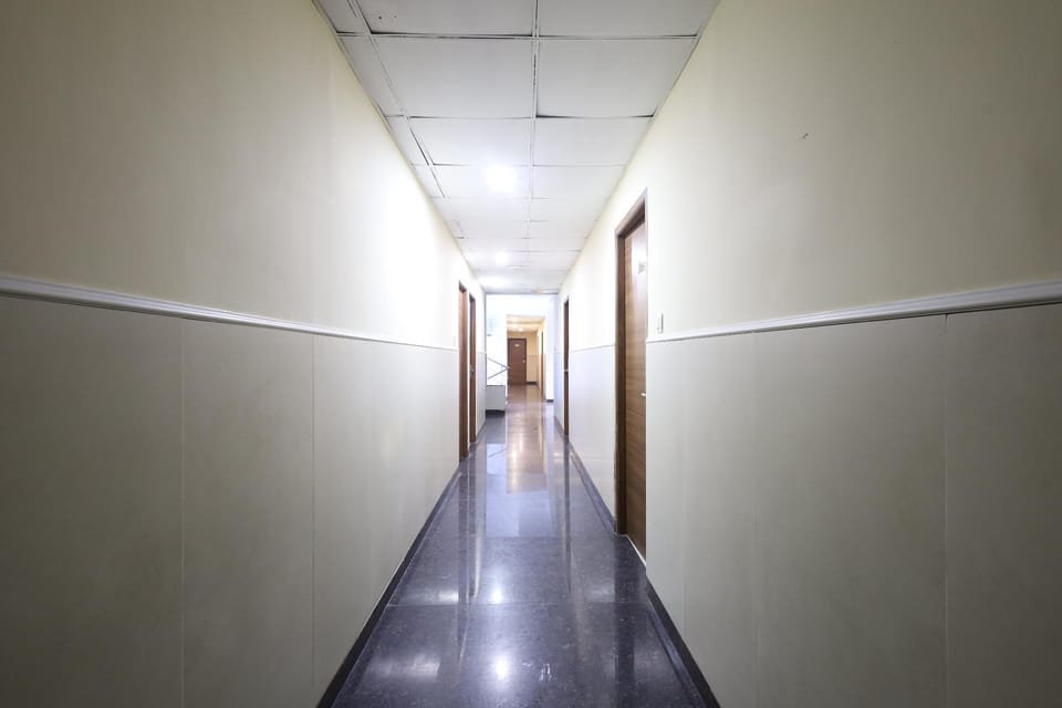 The Whiteglow Premium Hotel in Chennai