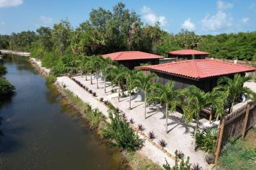 Kmar Villas Villa in Stann Creek District