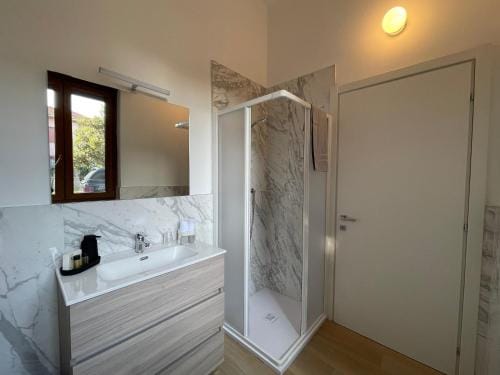 Serendipity Guest Rooms - Foresteria Lombarda Hotel in Lombardy