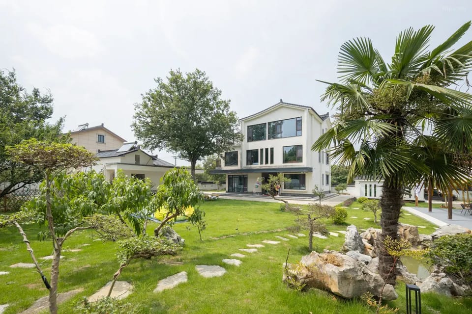 Floral Hotel·Chatian Yashan Hotel Yixing Yaohu Town Branch Hotel in Suzhou