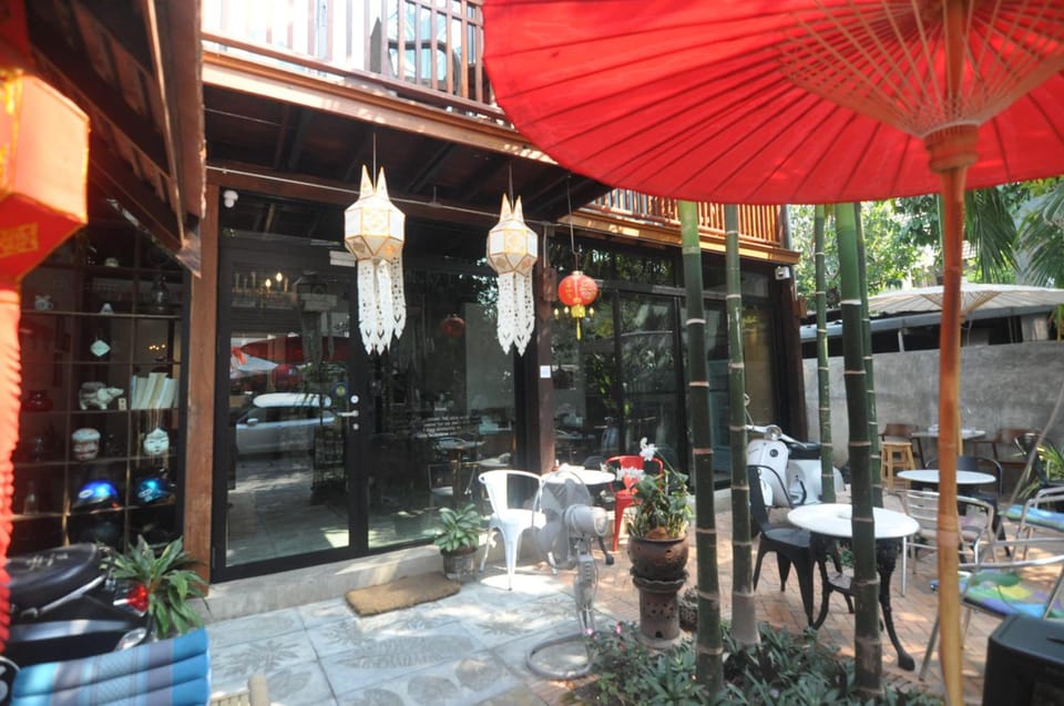 The Eight Ratvithi House Hotel in Chiang Mai