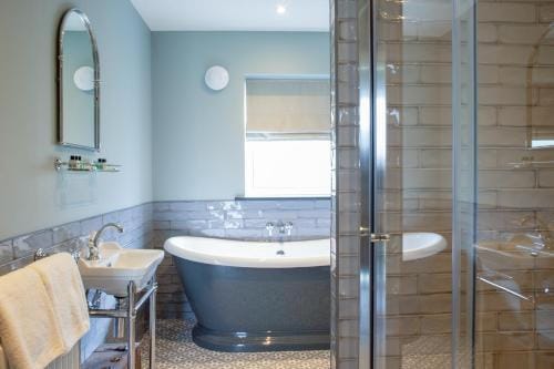 Bonnie Lodge by Broadford Hotel Hotel in Scotland