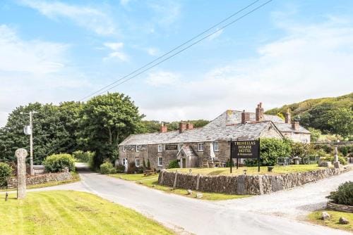 Trehellas House Hotel & Courthouse Restaurant Hotel in England