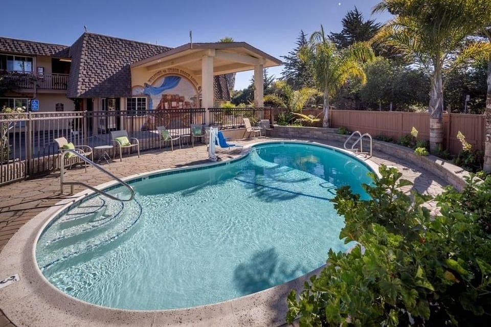 Americas Best Value Stage Coach Lodge Hotel in Monterey