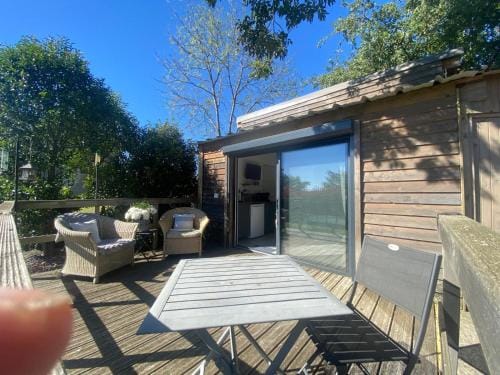 Chalet Olisios, priate accommodation in beautiful countryside location Hotel in Auvergne-Rhône-Alpes