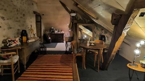 Les petites marches Hotel in Centre-Val de Loire
