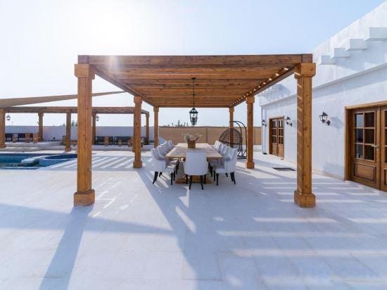 AL JUNAIDI FARM BY BRIDGE RETREATS Hotel in Al Sharjah