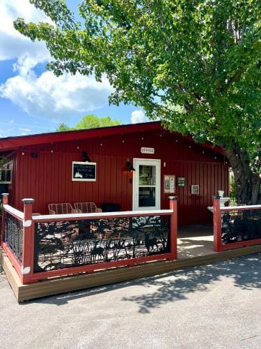Happy Hollow Resort Resort in Ridgedale
