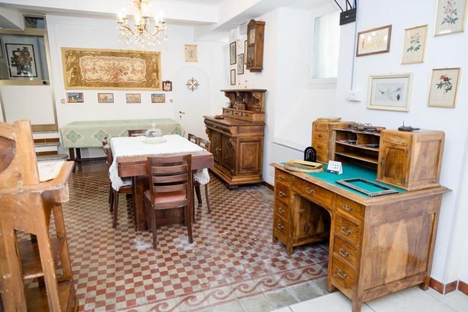 Casa Rosso-le cantine Hotel in Liguria