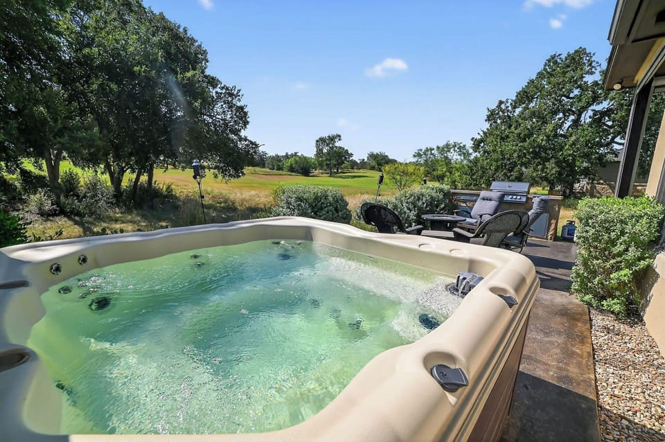 Hill Country Retreat & Casita Hotel in Lake Lyndon B Johnson