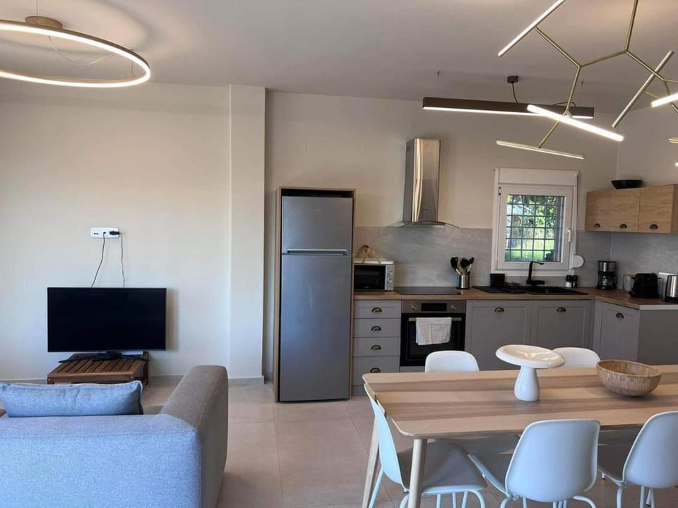 Twin Villas Hotel in Halkidiki
