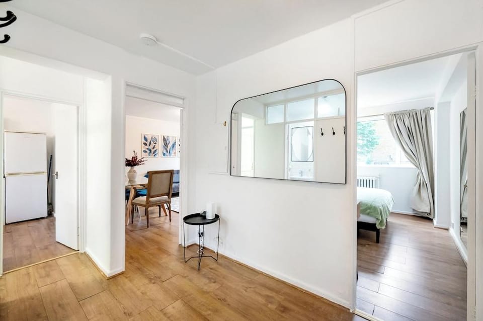 Cozy 2 bedroom flat- Heart of Victoria Hotel in City of Westminster