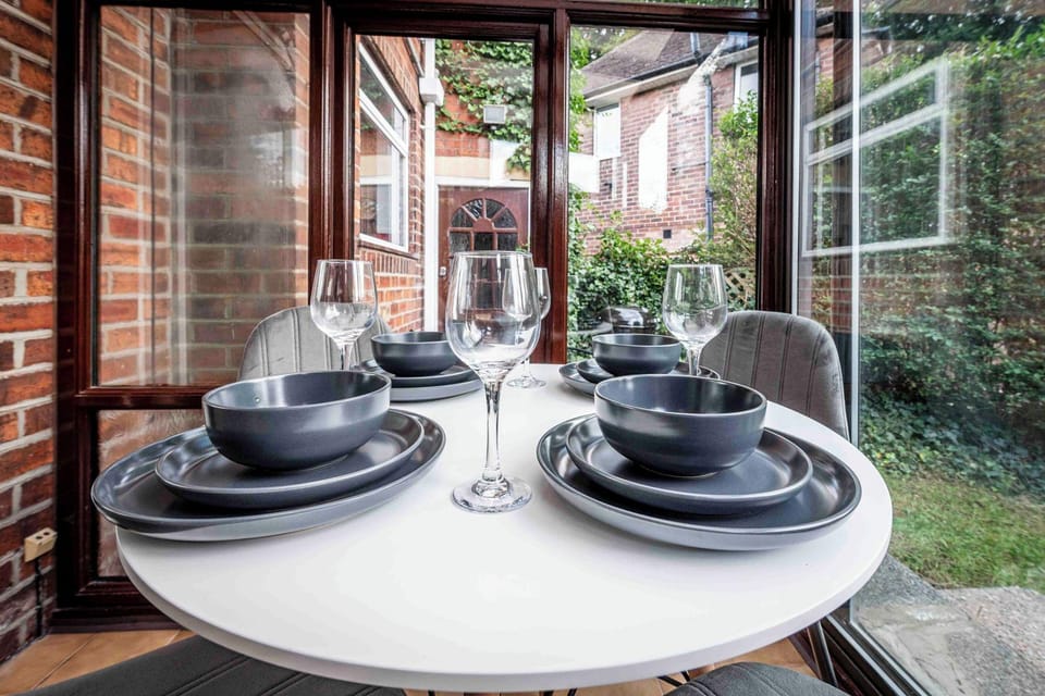 Cosy Home in Stoke on Trent Hotel in Newcastle-under-Lyme