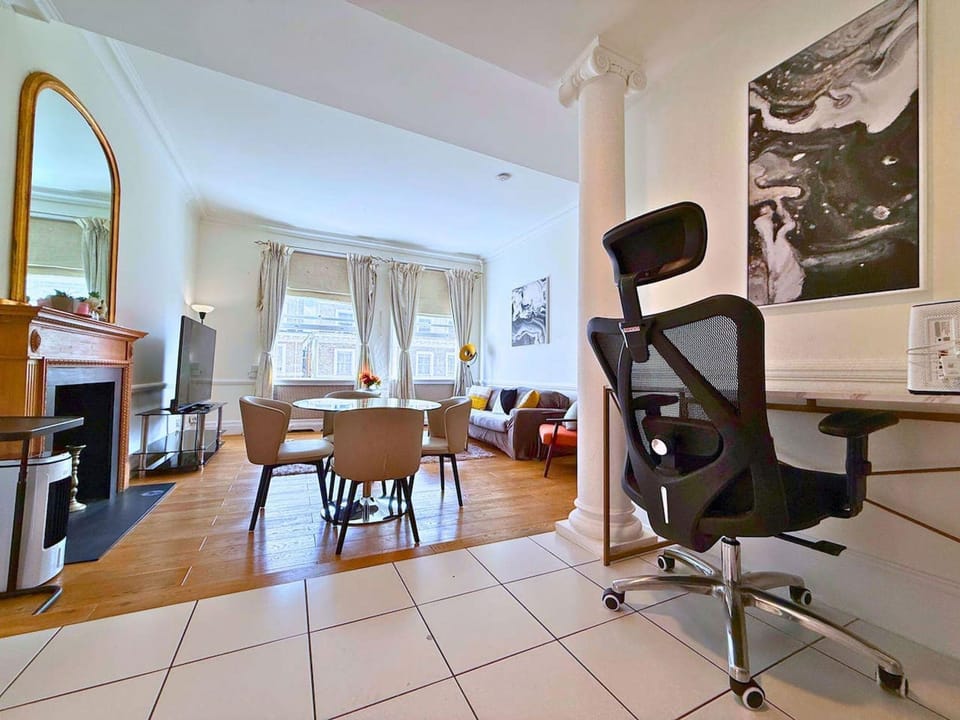 Knightbridge Hydepark 2b2b and Garden Hotel in City of Westminster