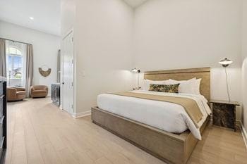 Casa Castillo Hotel in Santa Barbara