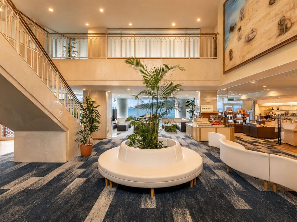 Wan Wan Paradise Toba Hotel in Japan