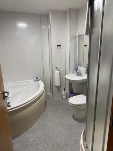 Avalon Guesthouse Hotel in Scotland