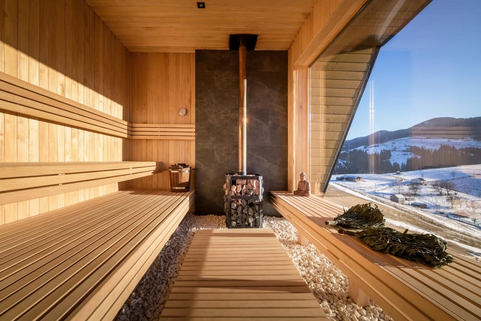 Emshir Villas Lodge in Romania