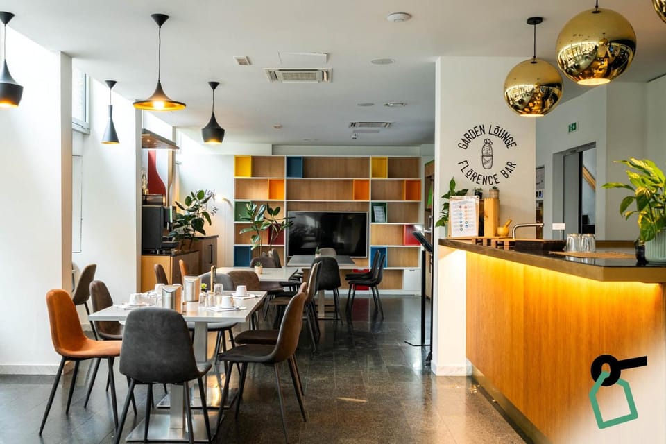 Bar/lounge