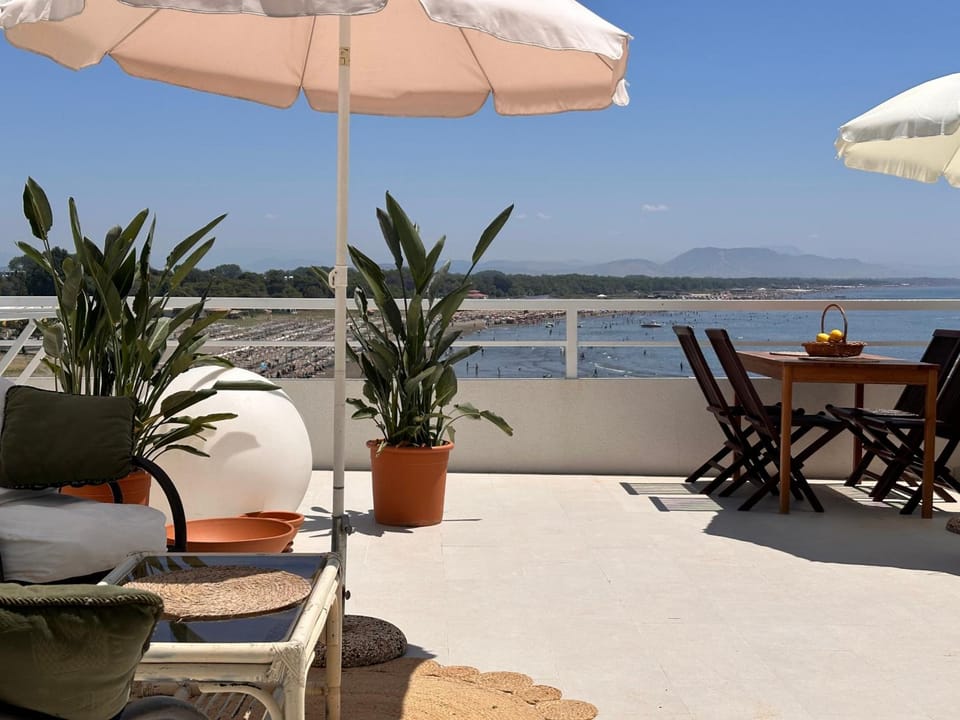 Palastura Apartments Hotel in Ulcinj Municipality