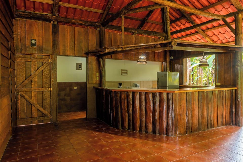 Natural Green Lodge Hotel in Alajuela Province