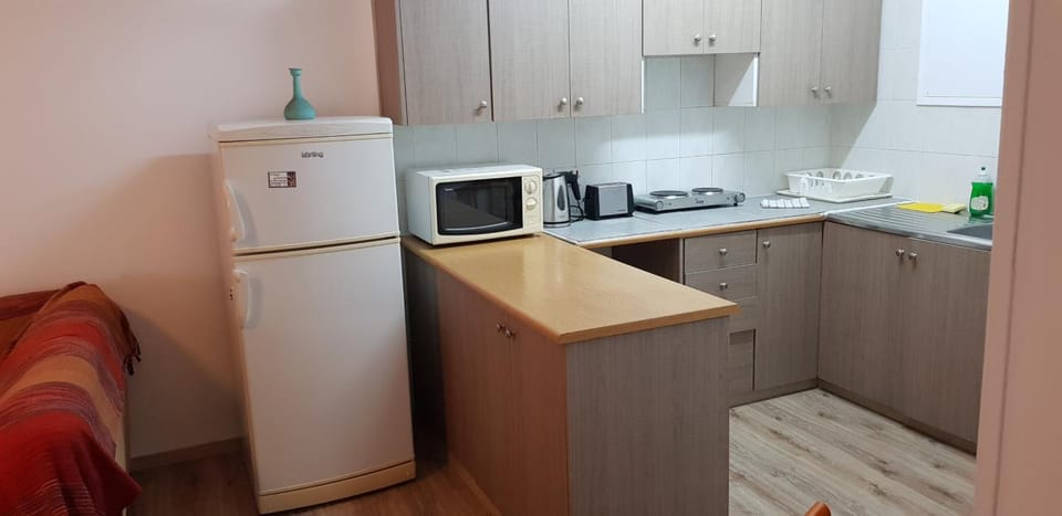 Petalmo City Apartments Hotel in Larnaca