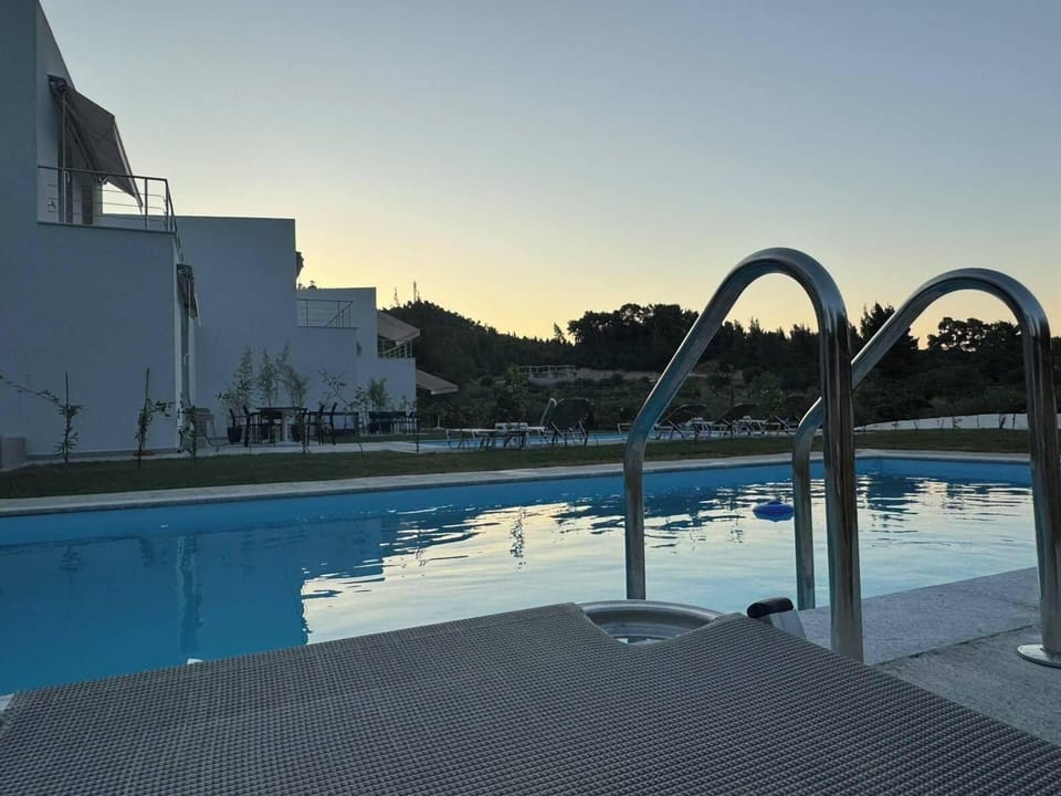 EIGHT OLIVES LUXURY VILLA Resort in Halkidiki