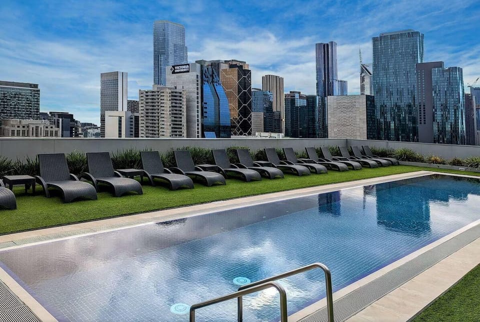 Melbourne Suites Hotel in Melbourne