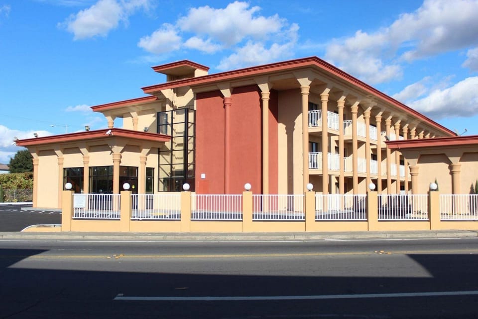 The Prime Suites, Vallejo and Napa Valley Hotel in Vallejo