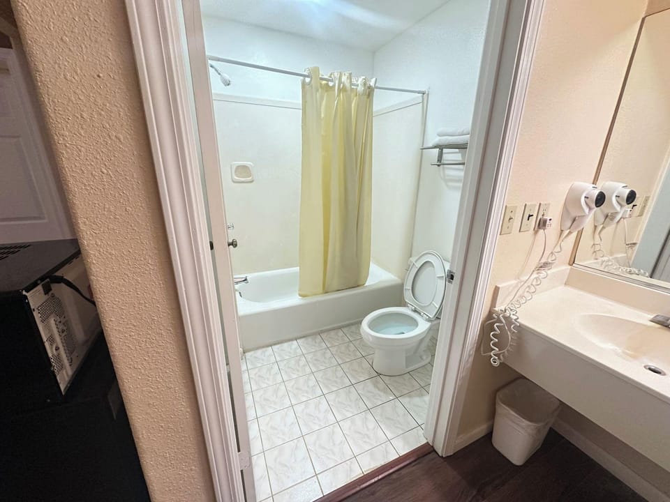ROYAL INN Motel in Watsonville