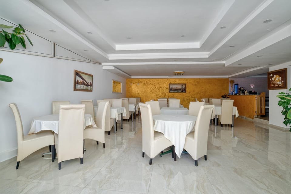 Aqua Lounge Aparthotel Ulcinj Hotel in Ulcinj Municipality