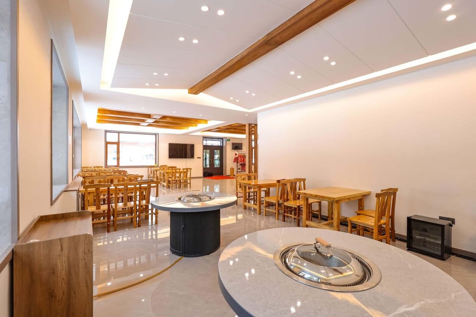 Xuegu Xuefulai Inn Hotel in China