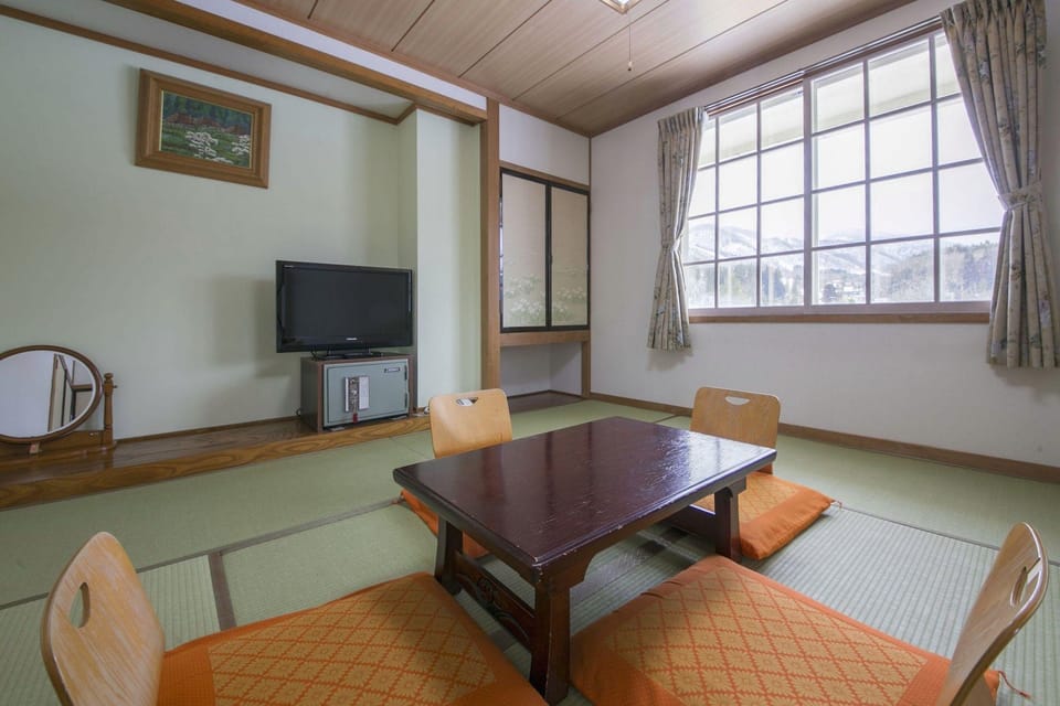 Rosenheim Hakuba Hotel in Hakuba