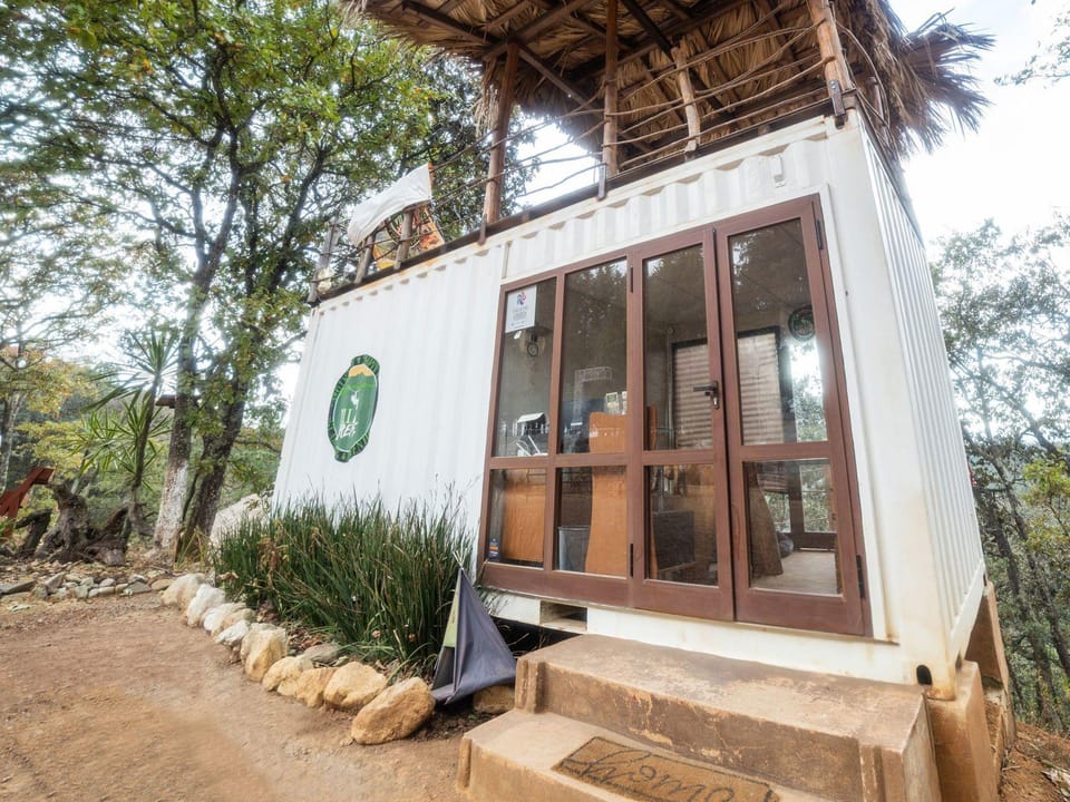 Hotel Villa Xtreme Lodge in Hidalgo, Mexico