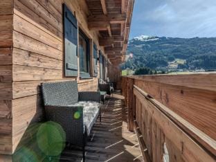 Apartment 20 m from the KitzSki ski lift Hotel in Salzburgerland