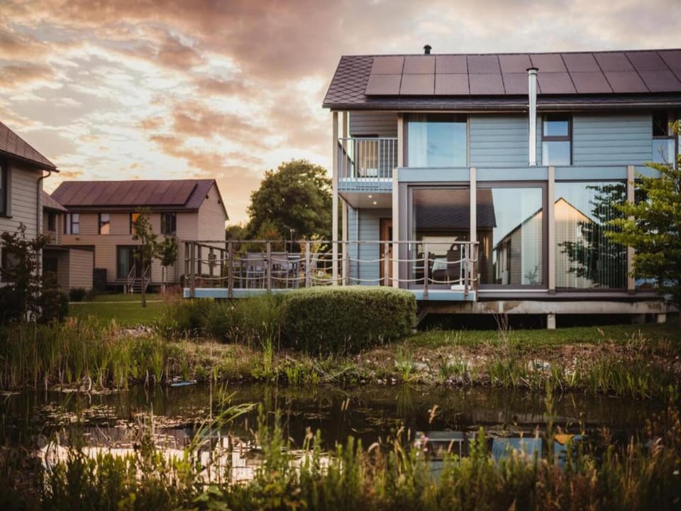 Elegant Villa for 8 Guests Resort in Wallonia, Belgium