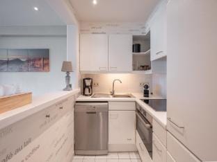 Apartment in Duinbergen near Sailing School Hotel in Knokke-Heist