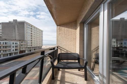 Apartment in Ostend near Sandy Beaches Hotel in Ostend