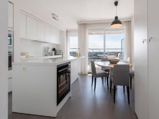 Duplex by the Coast with Stunning Sea Views Hotel in Ostend