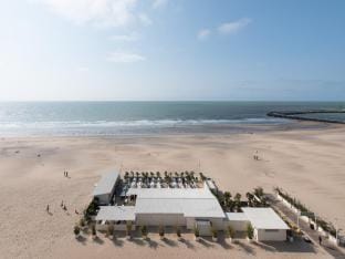 Apartment in Ostend with Stunning Sea View Hotel in Ostend