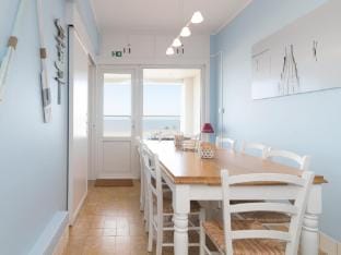 Apartment in Ostend with Stunning Sea View Hotel in Ostend