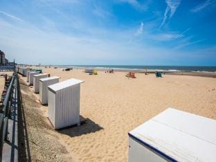 Apartment by Belgian Coast with Sea View Hotel in Middelkerke